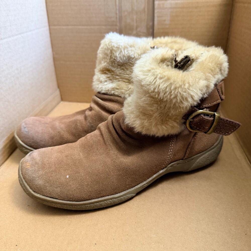 Bare Traps Womens Size 7 Tan Suede Faux Fur Lined Winter Ankle Boots Comfort